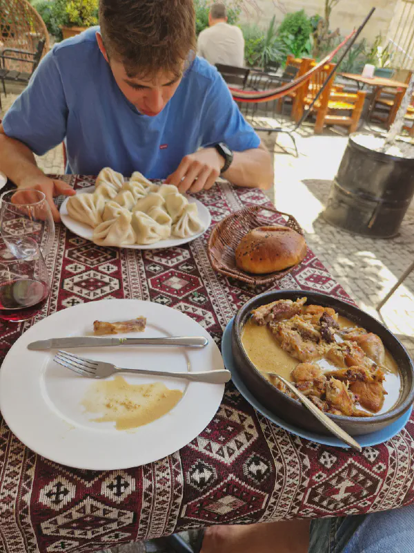 obed.jpg 15 knedlíčků je porce spíše pro dva :)